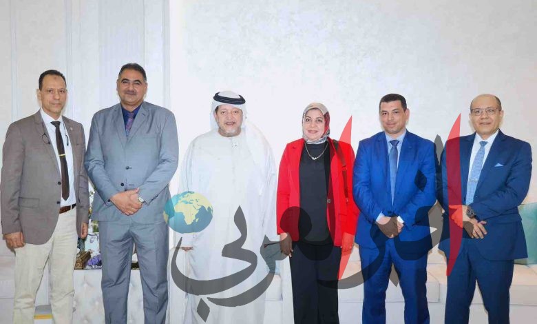 مجلس إدارة النادي المصري بالعين يزور معالي الشيخ الدكتور سعيد بن طحنون آل نهيان . 