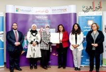 موهبه تحدت الظروف وأصبحت معلمه يتحدث عنها الجميع في علوم البرمجه باسوان